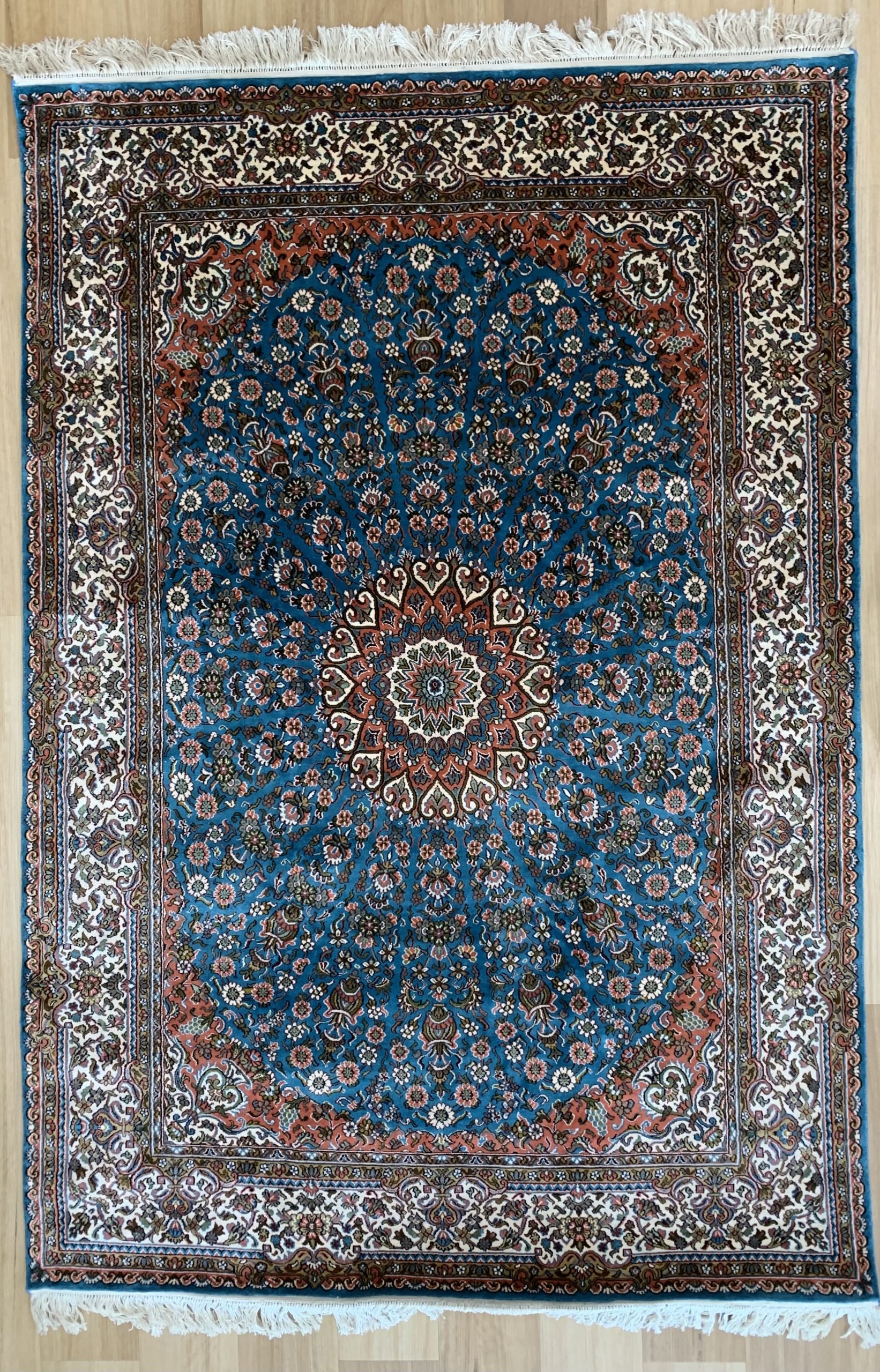 Hand Knotted Rug Medium SRUGM8 - Image 2