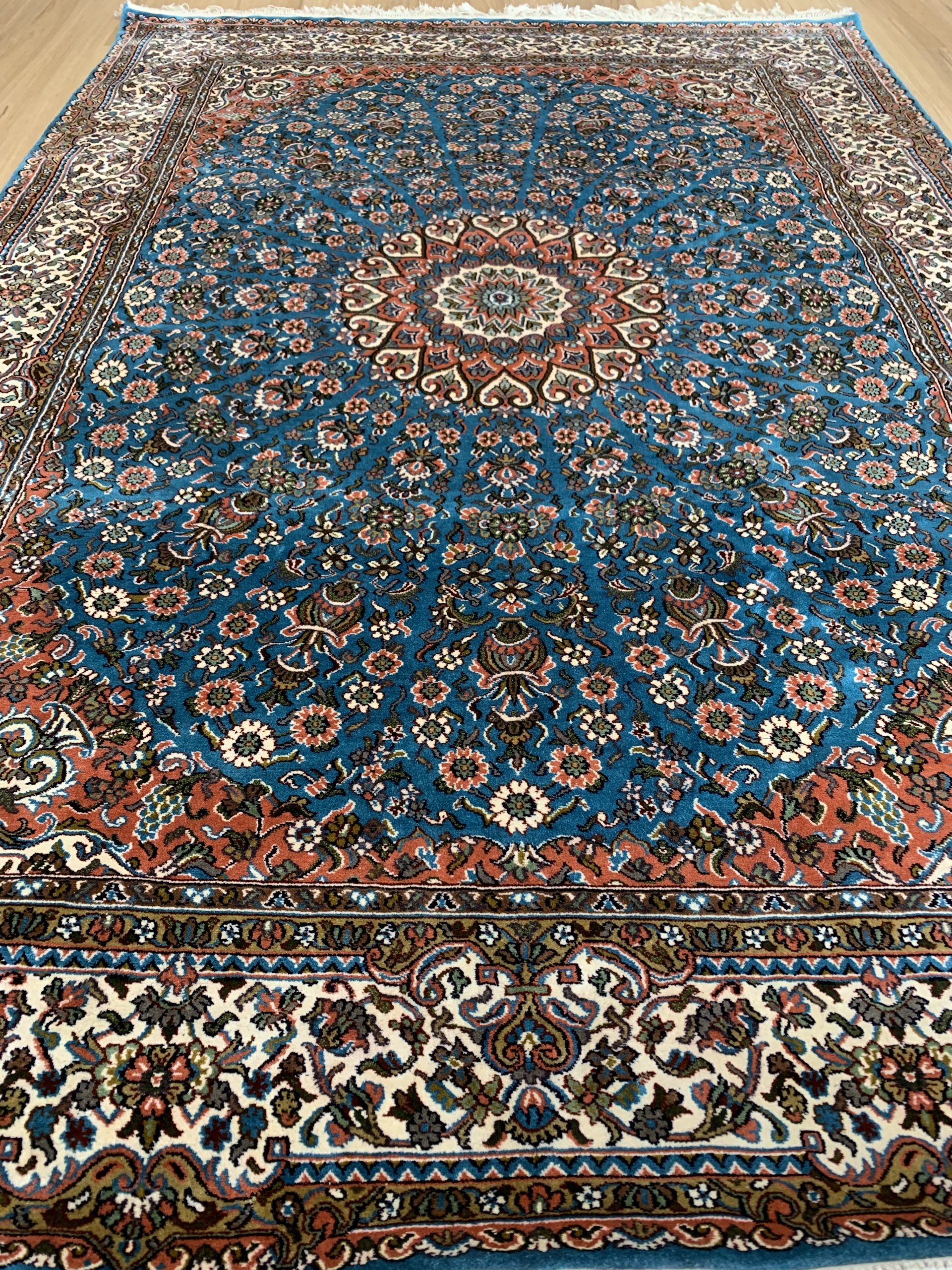 Hand Knotted Rug Medium SRUGM8